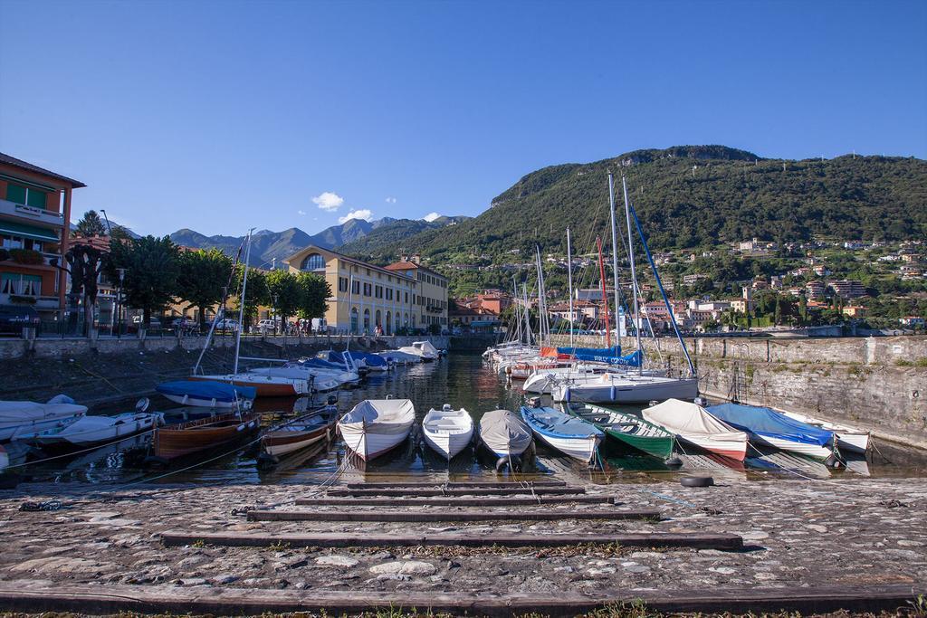 Residence Riva Del Lario Граведона Екстериор снимка